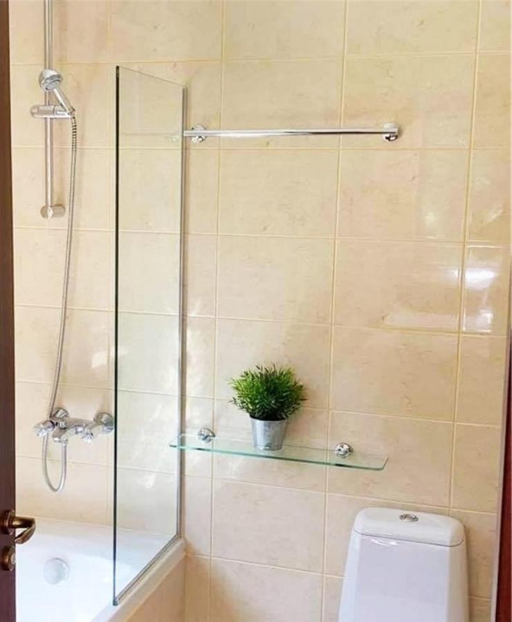 Flora Ski-Slope Studio Apartment โบโรเวทส์ ภายนอก รูปภาพ